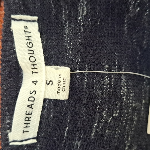 Threads 4 Thoughts Navy Blue/Black Cut Out Back Sweater Top. Size Small NWT - Picture 6 of 9